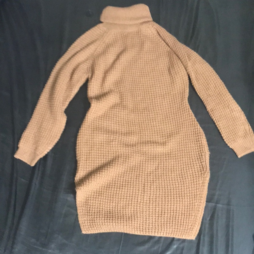 Woolen Cover Up